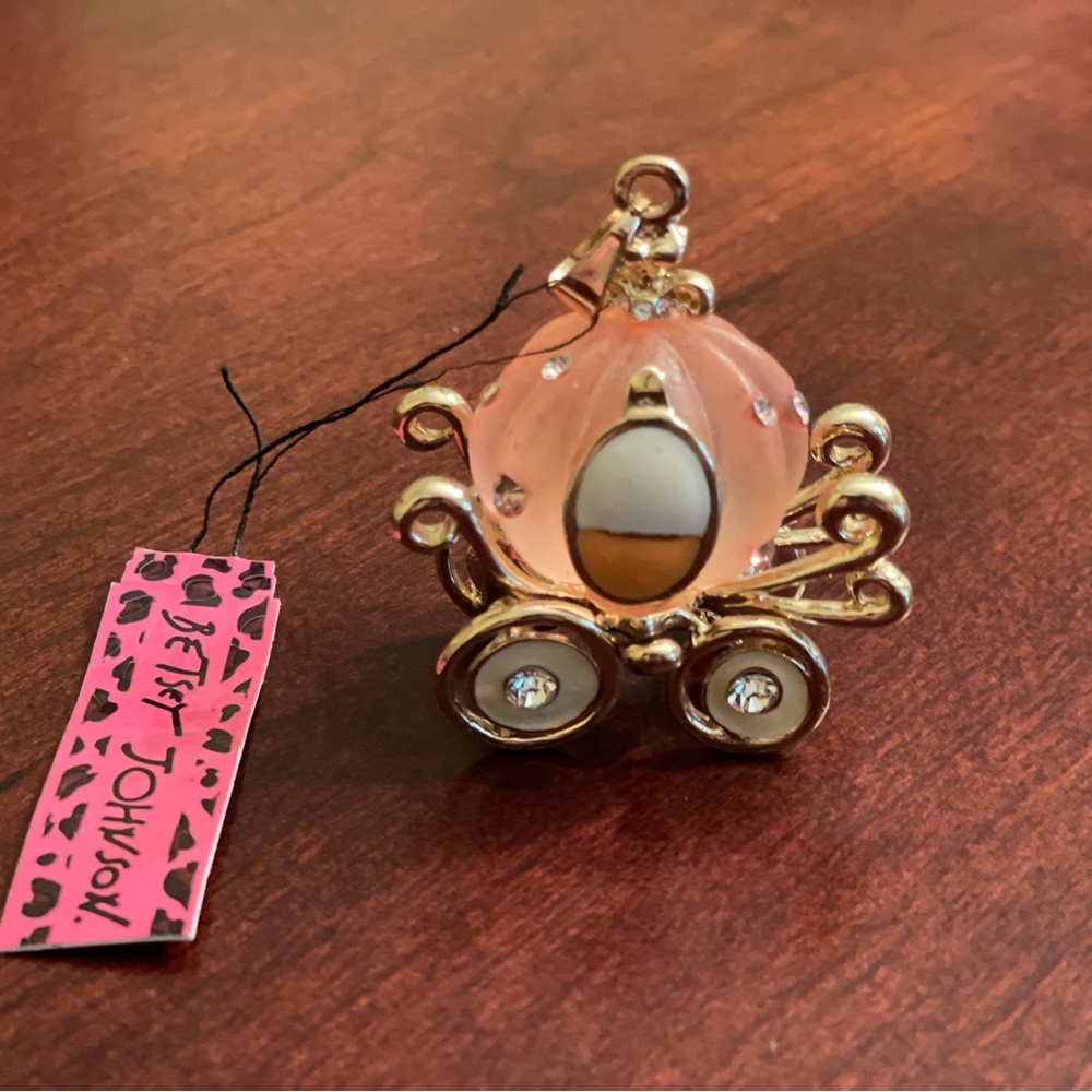 Betsy Johnson charm